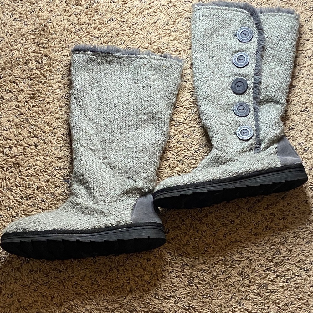 Cute Fuzzy Grey Boots